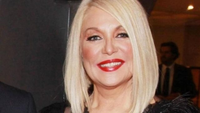 «Έχω τρομάξει…» – Κραυγή αγωνίας από τη Ρούλα Κορομηλά