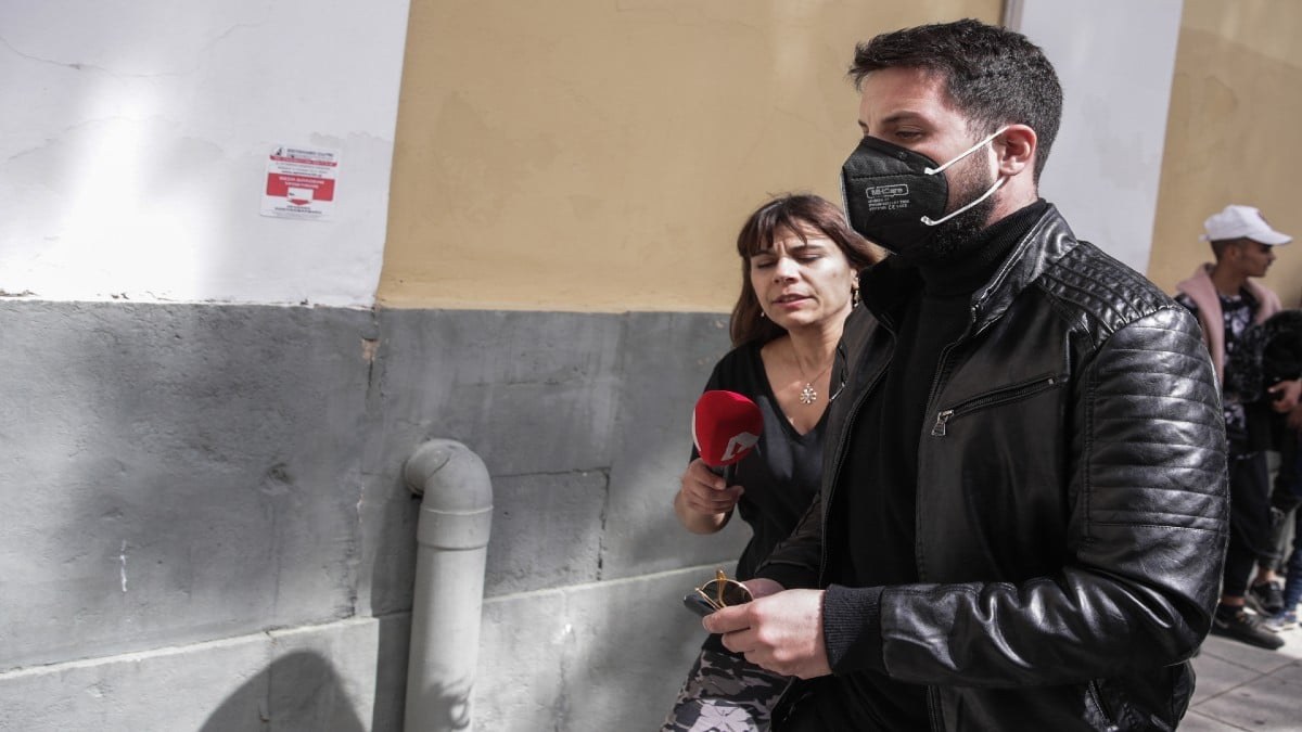 «Βόμβα» της συμβολαιογράφου για τον Μάνο Δασκαλάκη: «Δεν τον εμπιστευόταν η σπιτονοικοκυρά» – Αυτό είναι το πληρεξούσιο της 69χρονης (video)