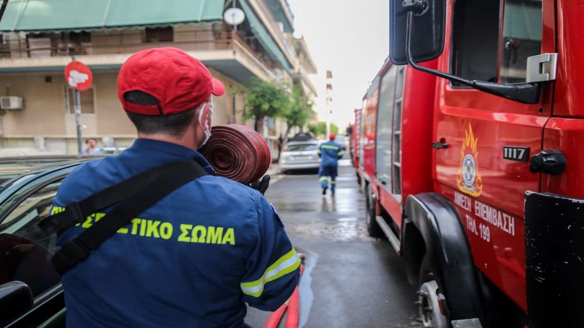 Θρίλερ στο Π. Φάληρο: Νεκρή ηλικιωμένη από φωτιά – Συνελήφθη ο γιος της