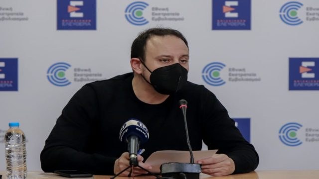 Γκίκας Μαγιορκίνης: Πότε θα πετάξουμε τις μάσκες – Τι ισχύει για τις ευάλωτες ομάδες (Video)