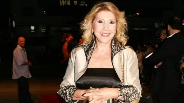Προβληματισμένη για τα ζώδια η Λίτσα Πατέρα: Κίνδυνοι στις σχέσεις για Ζυγούς, Τοξότες και…