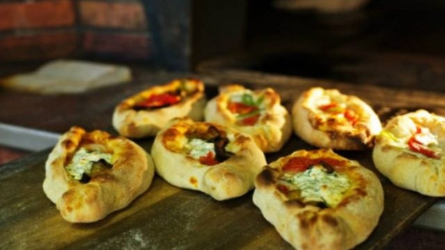 Τρελαίνεσαι για πεϊνιρλί; Εδώ θα βρεις το καλύτερο της Αθήνας!