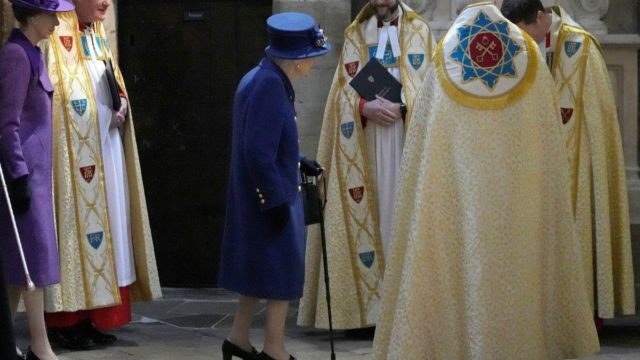Φουντώνει η ανησυχία: Έντονη αδιαθεσία της Βασίλισσας Ελισάβετ – Δε θα είναι παρούσα στη γιορτή προς τιμήν της!