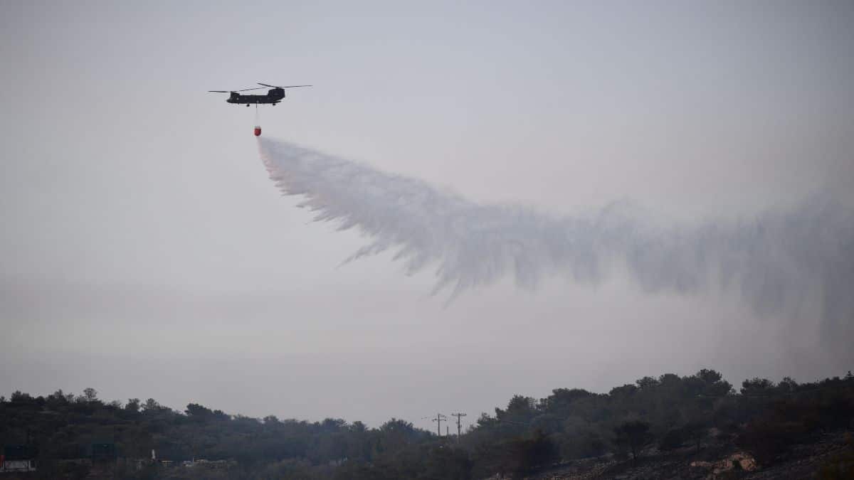Φωτιά στα Μέγαρα – Μεγάλη κινητοποίηση της Πυροσβεστικής