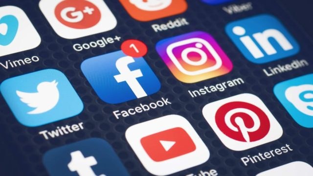 Χαμός στα social media: Προβλήματα σε Facebook, Instagram και Whatsapp