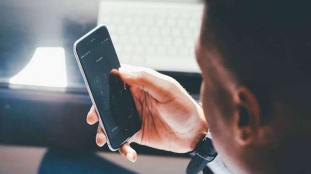 Δύο νέες τηλεφωνικές απάτες σε κινητά: 1000 ευρώ χρεώνεται η απάντηση σε αυτό τον αριθμό και άλλα 100 στον άλλον!