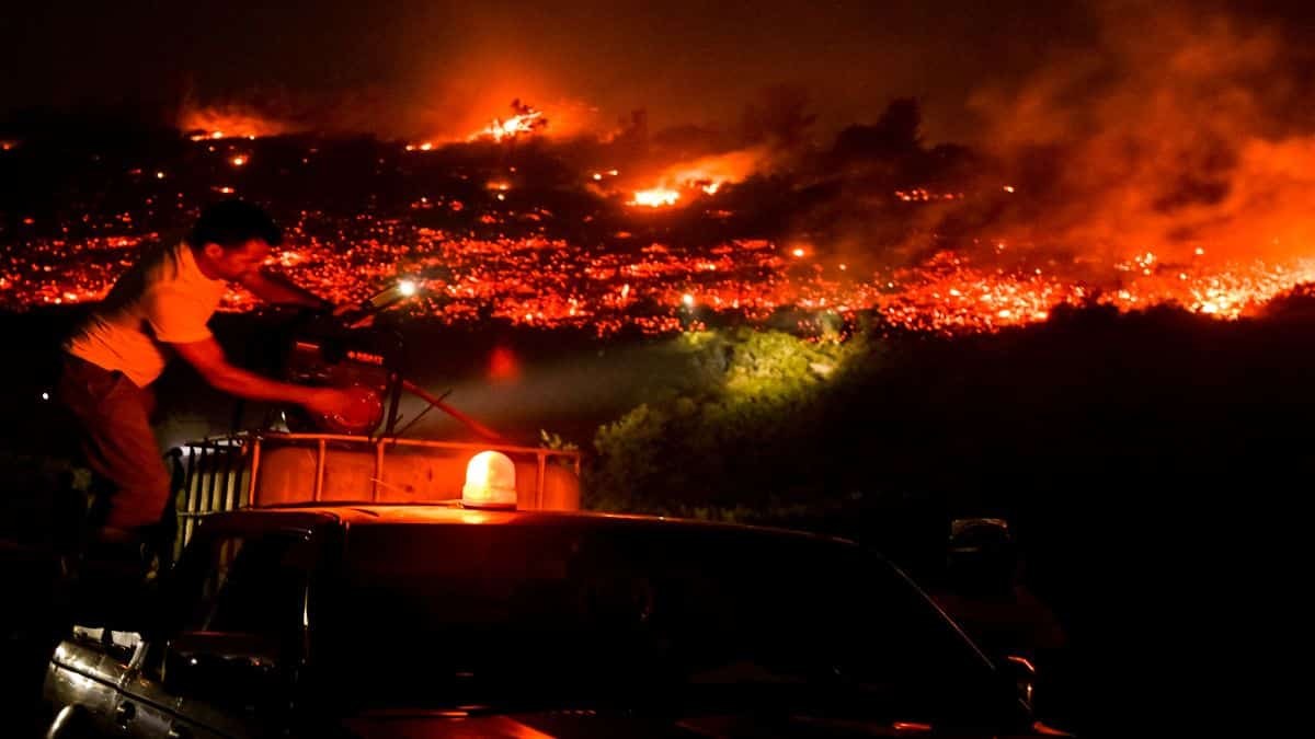 Φωτιά στην Πεντέλη: Το Εθνικό Αστεροσκοπείο Αθηνών είχε προειδοποιήσει για τον κίνδυνο μία ημέρα πριν