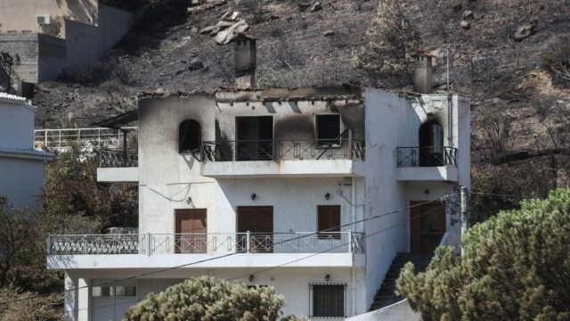 Φωτιά στην Πεντέλη και τα Μέγαρα: Εισαγγελική παρέμβαση για τις πυρκαγιές – Έρευνα για το ενδεχόμενο εμπρησμού
