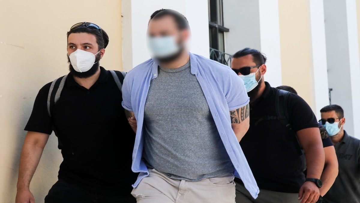 Προφυλακιστέος ο «εισβολέας» του Εφετείου μετά την απολογία του! Οδηγήθηκε στο ψυχιατρείο – Τι ισχυρίστηκε για το 1,5 εκατ. ευρώ ο δράστης (Video)