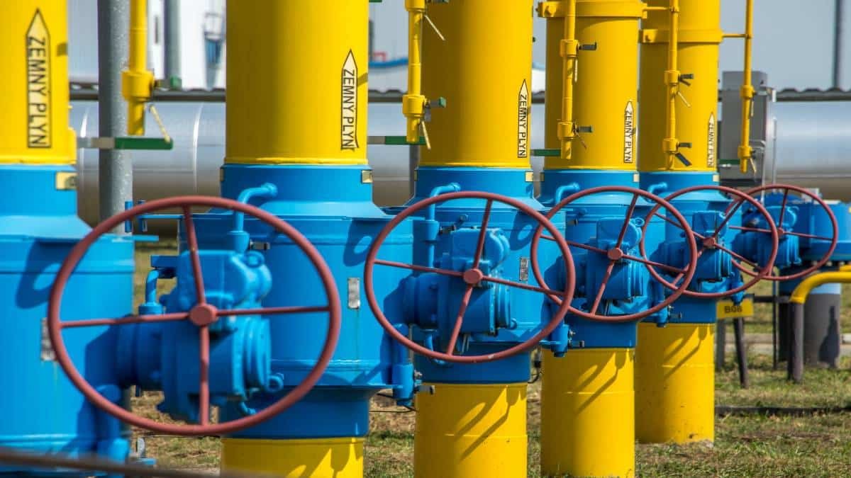 Προειδοποιεί η Gazprom για βαρύ χειμώνα – Εφιαλτικά σενάρια για εκτόξευση των τιμών του φυσικού αερίου (video)