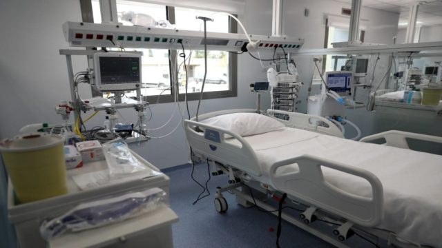 Κορωνοϊός –  Άλλαξε ο τρόπος μέτρησης των νεκρών: Τρία κριτήρια θα ορίζουν αν ένας θάνατος οφείλεται στον ιό ή όχι (video)