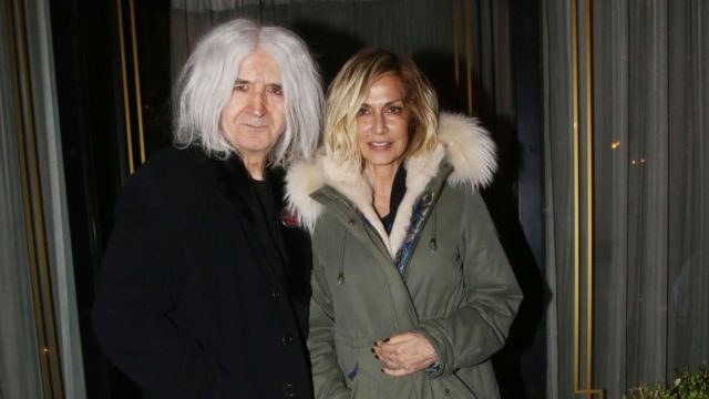Έμεινε «κάγκελο» να κοιτάει τον Νίκο Καρβέλα η Άννα Βίσση: Η απίστευτη αποκάλυψη για τον μεγάλο χωρισμό – «Την τελείωσε με…»
