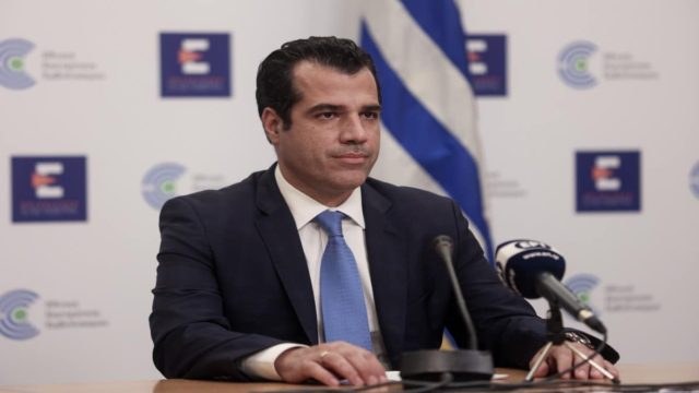 Θάνος Πλεύρης: «Περιμένουμε επικαιροποίηση εμβολίων σε δύο φάσεις» – Το χρονοδιάγραμμα (Video)