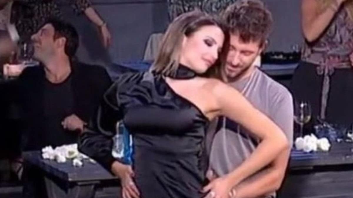 Το αισθησιακό τσιφτετέλι της Κατερίνας Λιόλιου – Ξεπέρασε τις 200.000 προβολές!