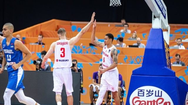 Eurobasket 2022: «Θεμέλια» πρόκρισης για τους Πολωνούς – Μεγάλος πρωταγωνιστής ο Σλότερ κόντρα στο Ισραήλ