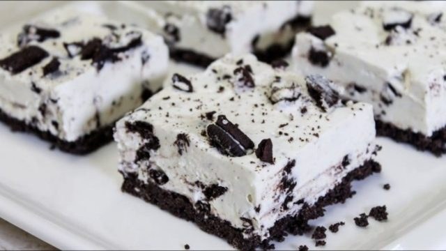 Το λαχταρήσαμε: Γλυκό ψυγείου με μπισκότα Oreo – Η πανεύκολη συνταγή, έτοιμη σε 30 λεπτά!