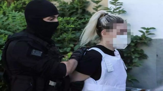 Νεκρά παιδιά στην Πάτρα: Απολογείται η Ρούλα Πισπιριγκου για τους θανάτους της Μαλένας και της Ίριδας – Η ημερομηνία “ορόσημο” (Video)