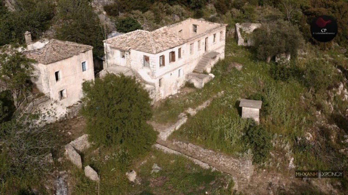 Το χωριό-φάντασμα που «έσβησε» ξαφνικά μετά από μεγάλο σεισμό – Το συναρπαστικό τοπίο που κάποτε έσφυζε από ζωή!