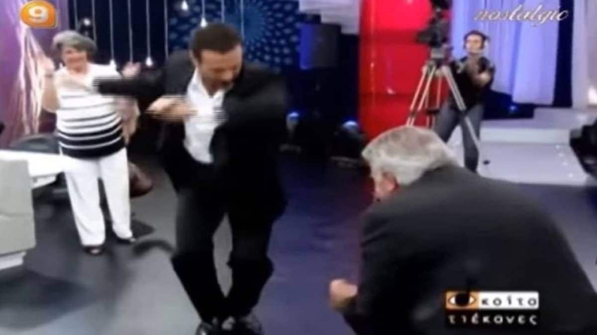 Τον προσκύνησε μέχρι και ο Πασχάλης Τερζής: Το «βαρύ» ζεϊμπέκικο γνωστού ηθοποιού που «γκρέμισε» την πίστα