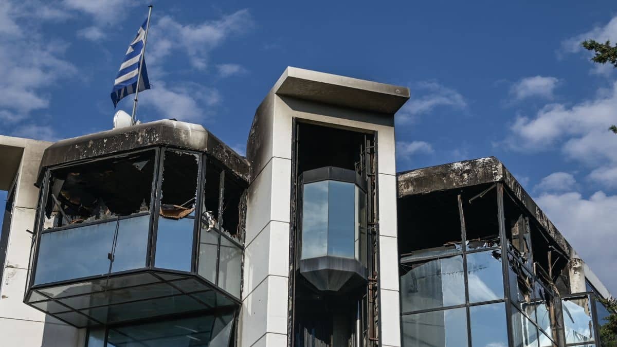 Εμπρησμός στο Real Group – Στη φυλακή ο 27χρονος μετά την απολογία του