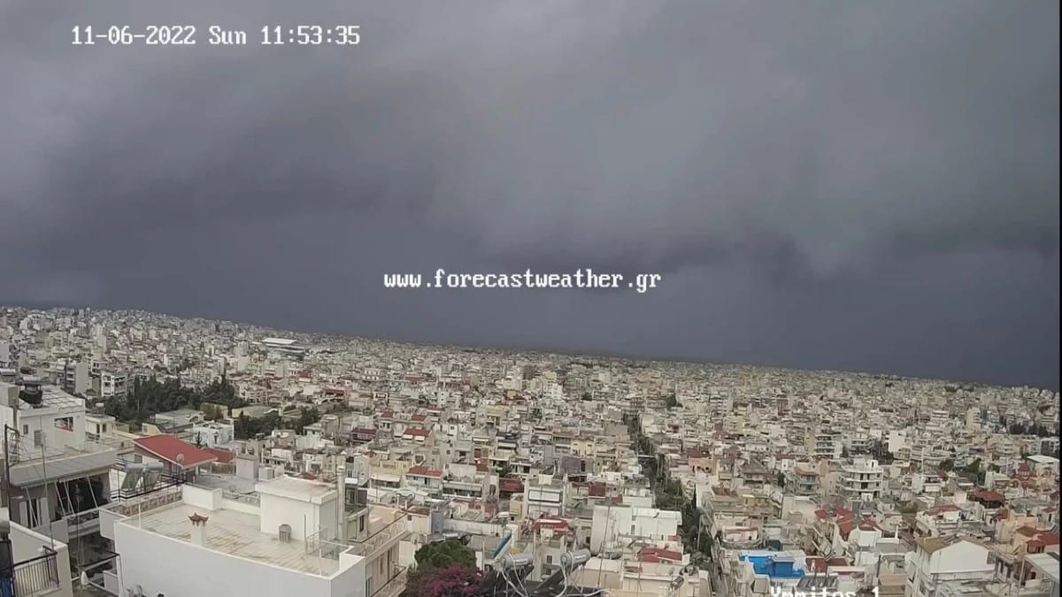 Κακοκαιρία EVA: Το shelf cloud πάνω από την Αθήνα! Που έχουμε διακοπή κυκλοφορίας – Νέο έκτακτο δελτίο επικίνδυνων καιρικών φαινομένων (photo-video)
