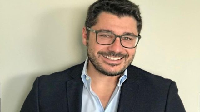 Bόμβα από Λάμπρο Κωνσταντάρα: « Δεν θα δούλευα ποτέ με την Ελένη Μενεγάκη, δεν θα ήθελα να πάθω ό,τι ο Ουγγαρέζος»