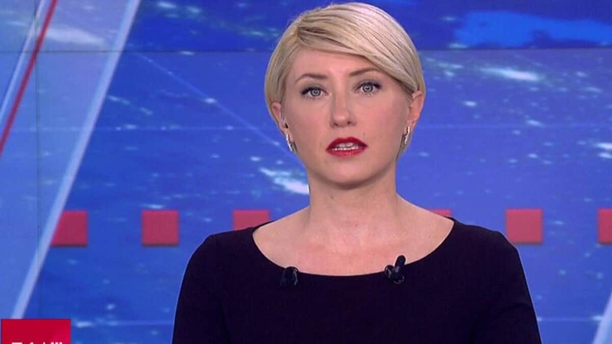 Νέο σούσουρο με τη Σία Κοσιώνη στον ΣΚΑΪ – Απανωτά χτυπήματα για την παρουσιάστρια