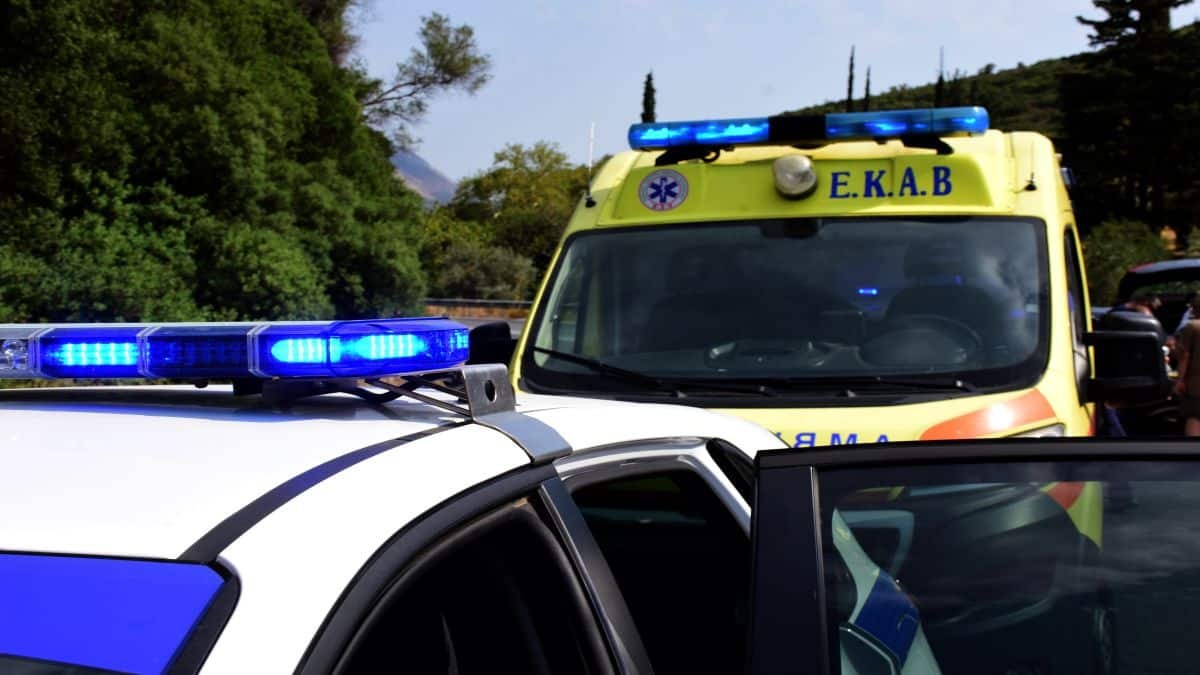 Τροχαίο με πολλούς τραυματίες στην Καβάλα – Αυτοκίνητο που μετέφερε μετανάστες έπεσε σε χαντάκι