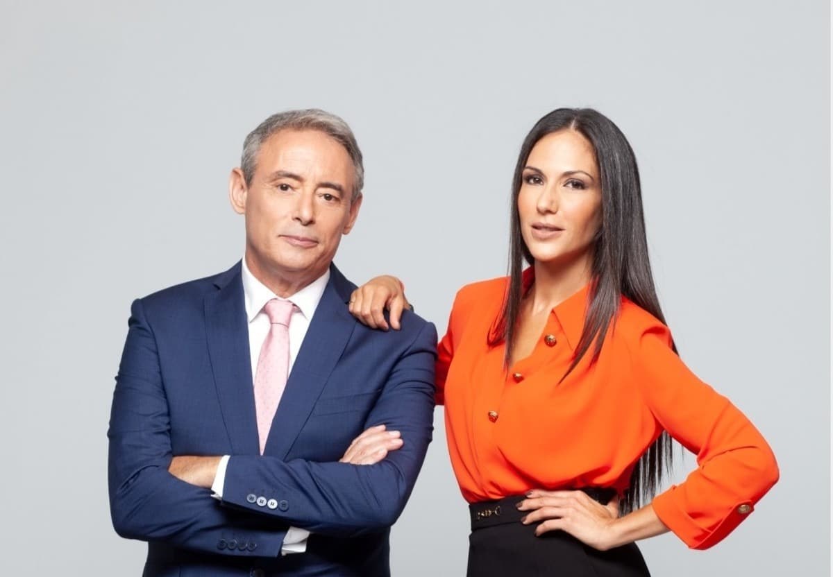 Κοινωνία Ώρα Mega