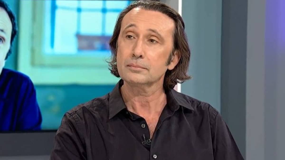 «Μετάνιωσα που αρνήθηκα…»: Αφοπλιστικά ειλικρινής ο Ρένος Χαραλαμπίδης