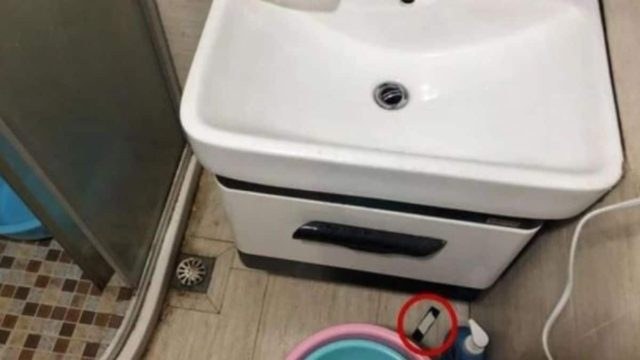 Έβαλε κρυφή κάμερα στο σπίτι της κολλητής της γυναίκας του: Ο λόγος; ΔΕΝ είναι αυτός που φαντάζεσαι