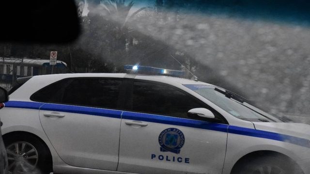 Εφιάλτης για 23χρονη στα Εξάρχεια: 33χρονος την κρατούσε «φυλακισμένη» και την εξέδιδε