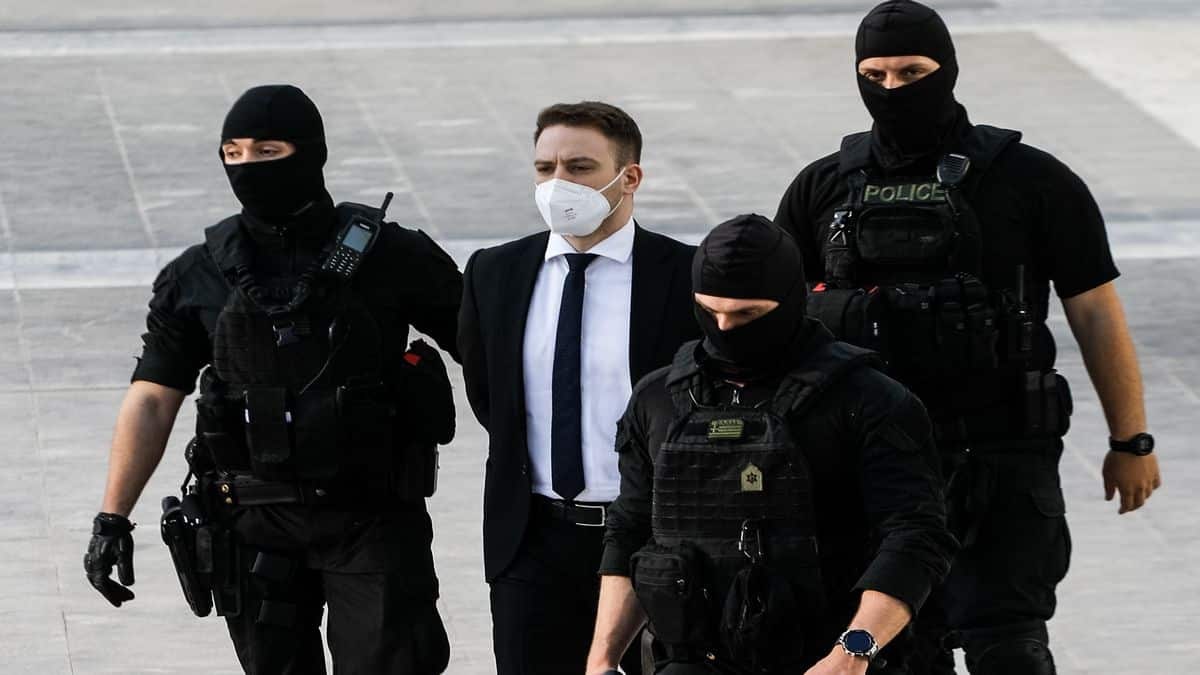 Μπάμπης Αναγνωστόπουλος: Οι γονείς του ζητούν την επιμέλεια της μικρής Λυδίας