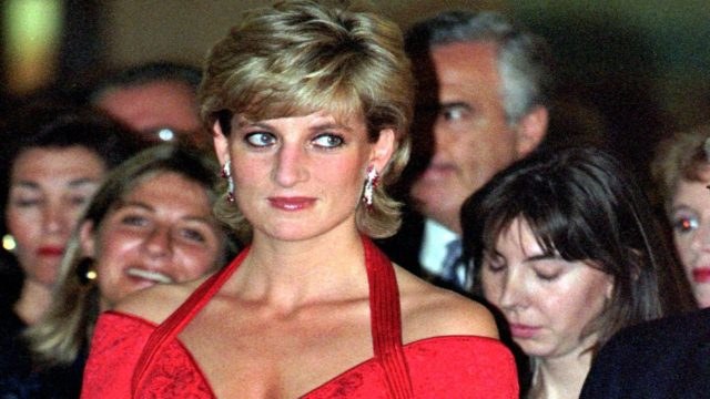 “Τρίτο πρόσωπο” η Πριγκίπισσα Νταϊάνα – Η σοκαριστική αποκάλυψη 26 χρόνια μετά τον θάνατό της