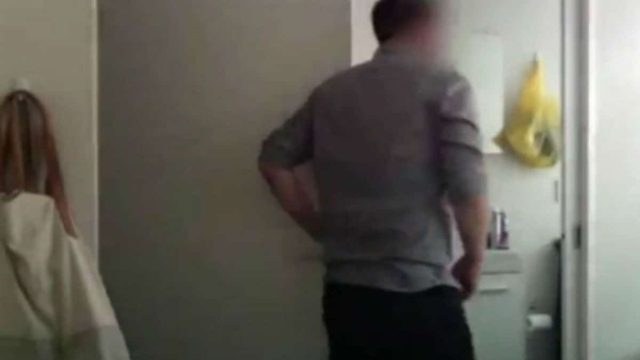 27χρονη έβαλε κάμερα στο δωμάτιο της νομίζοντας ότι την κλέβει ο συγκάτοικός της – Μόλις είδε το βίντεο όμως… αηδίασε (Video)