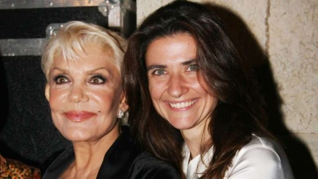Σάλος με τη Μαρινέλλα: Αυτός ο πασίγνωστος τραγουδιστής ήταν να γίνει γαμπρός της (photo)