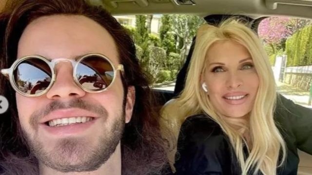 «Τρέλανε» με απανωτά μηνύματα την Ελένη Μενεγάκη ο Άγγελος Λάτσιος: «Επειδή αυτός δεν είναι στη δουλειά…»