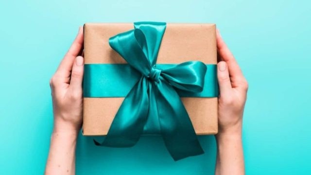 Ποιοι γιορτάζουν σήμερα, Δευτέρα 6 Φεβρουαρίου, σύμφωνα με το εορτολόγιο;