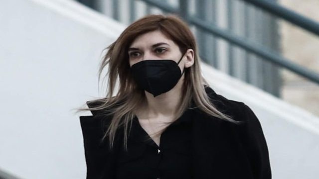 «Περπατά και να κάνει τον καραγκιόζη…» – Η ανάρτηση της Ρούλας Πισπιρίγκου μετά τον θάνατο της 9 μηνών κόρης της (Video)