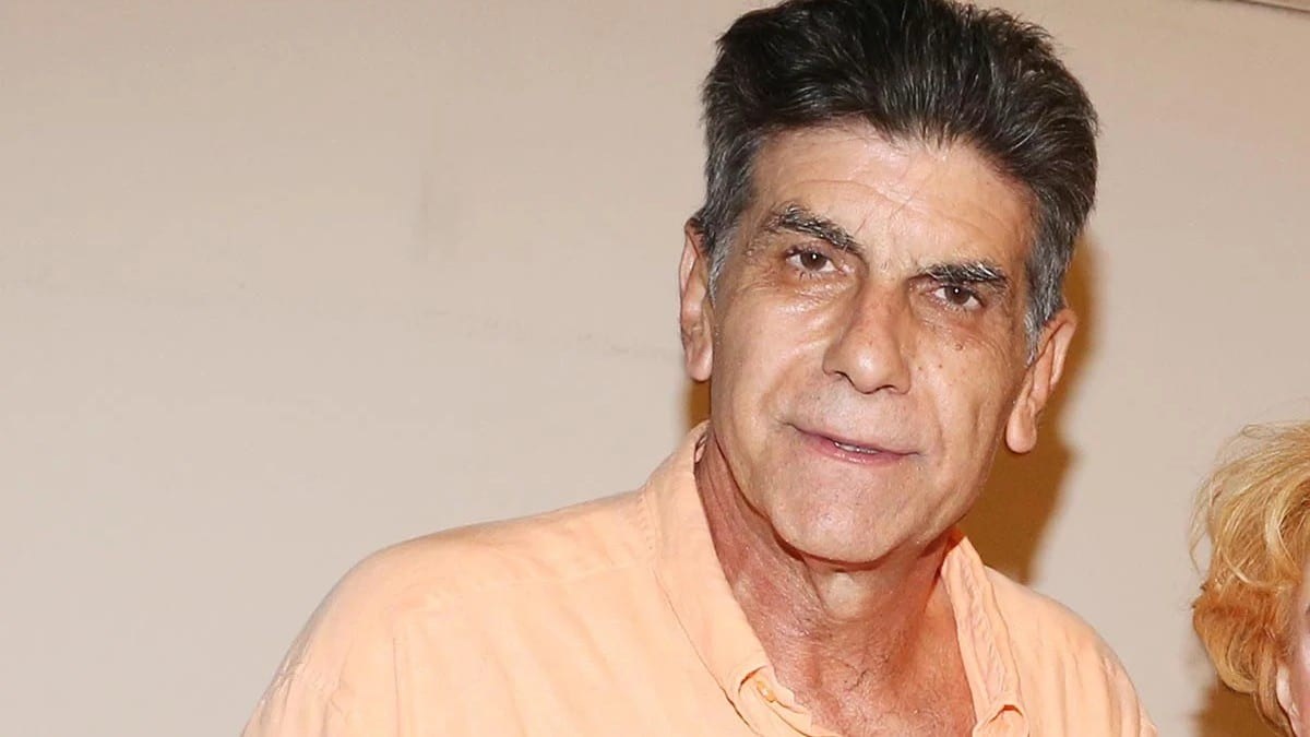 Καταπέλτης ο Γιάννης Μπέζος: «Δεν συμφωνώ με το να κάνουν παιδιά οι gay γιατί…»