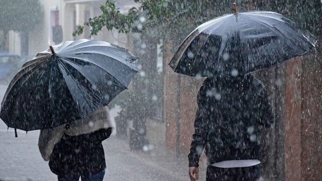 Καιρός σήμερα 17/3: Συνεχίζεται η κακοκαιρία με βροχές και καταιγίδες – «Καμπανάκι» Καλλιάνου, Μαρουσάκη και Αρνιακού