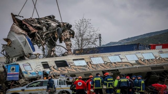 Σύγκρουση τρένων στα Τέμπη: Νεκρές δίδυμες αδελφές και η ξαδέρφη τους! Όταν στέλεχος της ΕΡΓΟΣΕ παραιτούνταν καταγγέλλοντας ζητήματα ασφαλείας (photo-video)