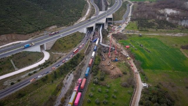 Τραγωδία στα Τέμπη: «Σίγουρα δεν έδωσα εντολή…» – Αποκαλύψεις για την κατάθεση του σταθμάρχη και τις βάρδιες της μοιραίας νύχτας