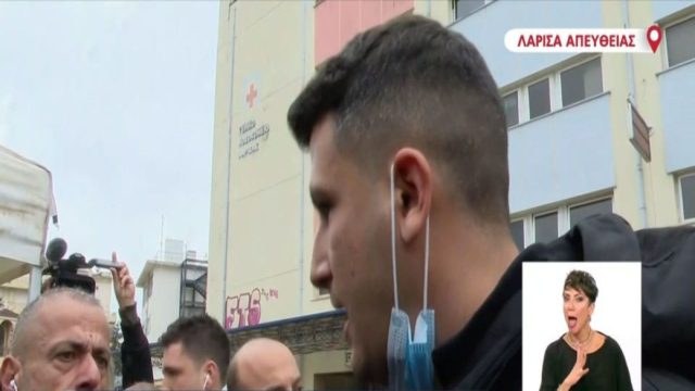 Τραγωδία στα Τέμπη: Ξέσπασμα οργής – «Θέλω απαντήσεις! Έχασα πατέρα και αδελφό 15 ετών!» (Video)