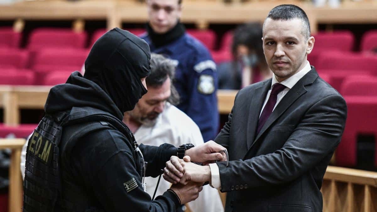 Βουλή: Κατατέθηκε η τροπολογία για το μπλόκο στο κόμμα Κασιδιάρη – Τι προβλέπει