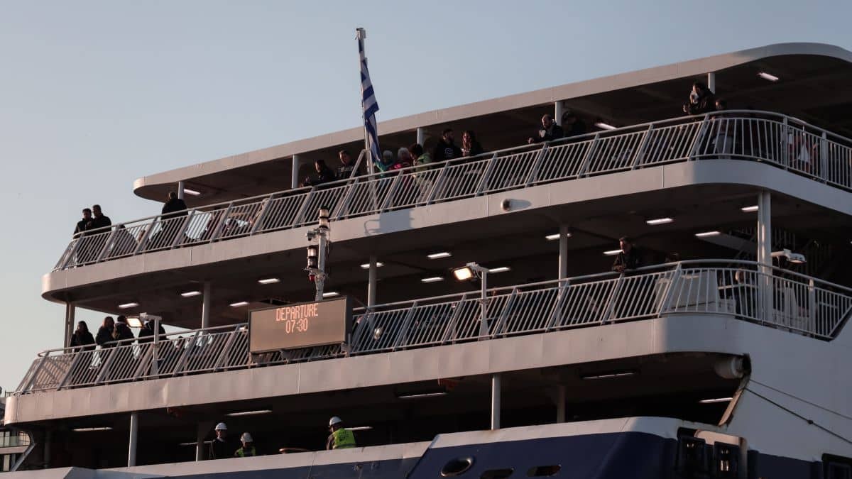 Ξεκίνησε η έξοδος των εκδρομέων του Πάσχα, γεμάτα φεύγουν πλοία και ΚΤΕΛ! Έκτακτα μέτρα της Τροχαίας