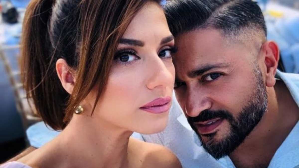 Κήπος σαν γήπεδο: Αυτό είναι το σπίτι της Βάσως Λασκαράκη και του Λευτέρη Σουλτάτου στην Κρήτη (photo)