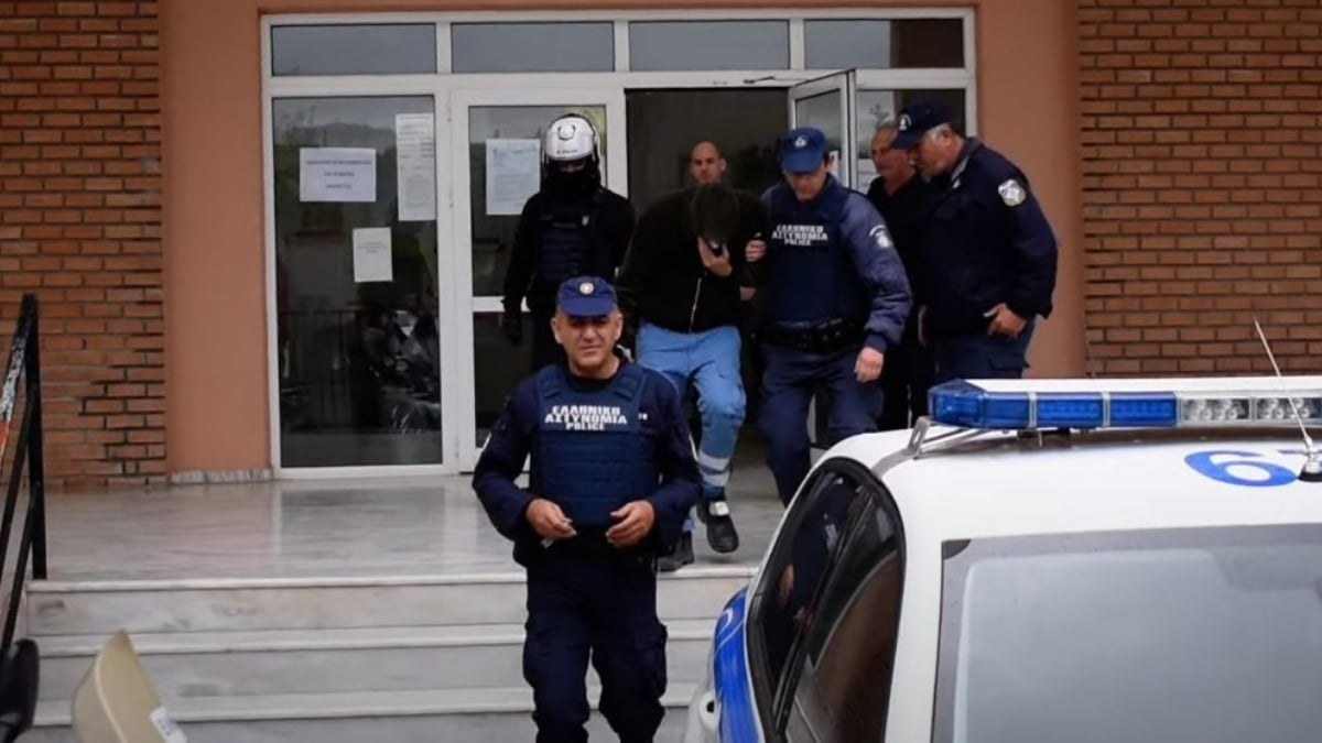 Θάνατος βρέφους στην Άρτα: «Έφτασα στο αυτοκίνητο και το παιδί μου ήταν νεκρό» – Η απολογία του 37χρονου πατέρα