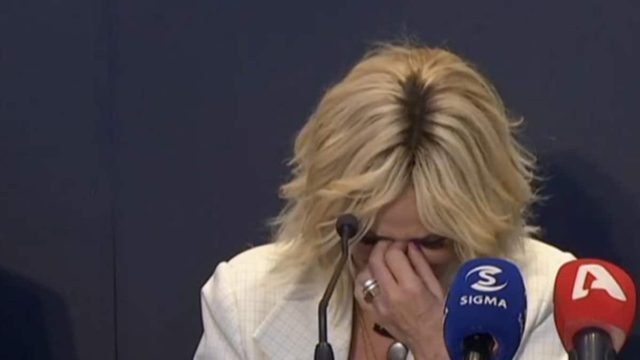 Ξέσπασε σε κλάματα η Άννα Βίσση: «Φοβάμαι μην τελειώσει αυτό που κάνω – Φοβόμουν τον Καρβέλα…» (Video)