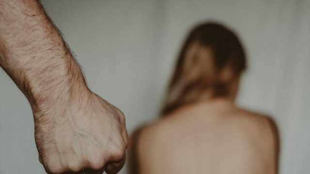 Φρίκη στη Θεσσαλονίκη: Συνελήφθη 81χρονος παππούς για ασέλγεια σε 14χρονη – Την χτυπούσε για να μη μιλήσει